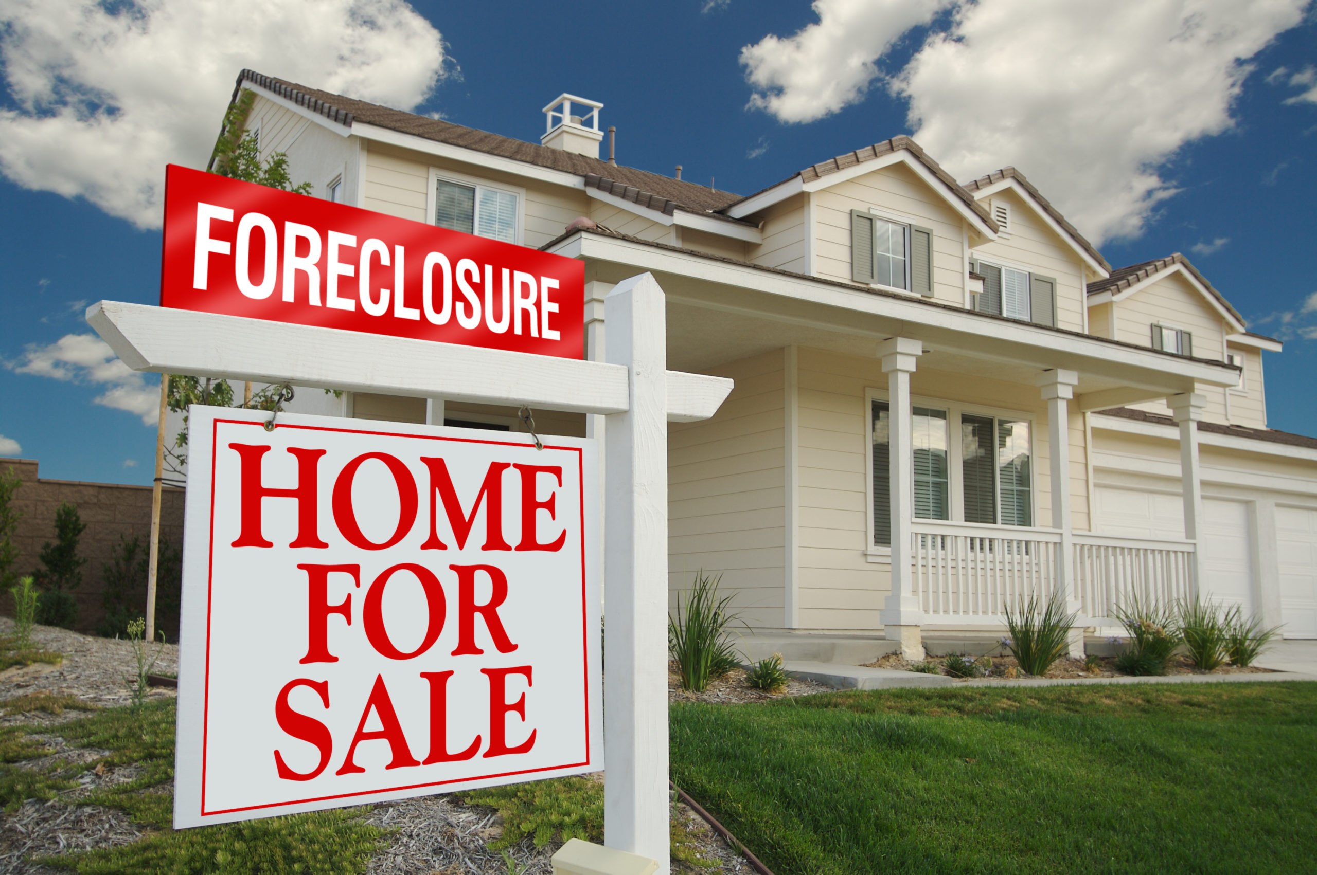 What To Expect When Buying a Foreclosed House